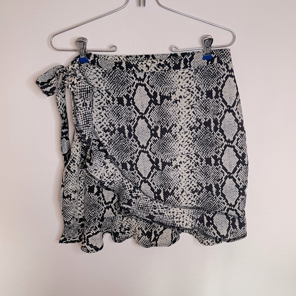 Nasty Gal Monochrome Snake Print Wrap Mini Skirt